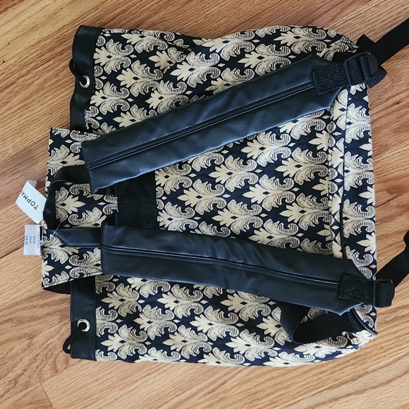 Backpack in Style!! - Picture 2 of 3